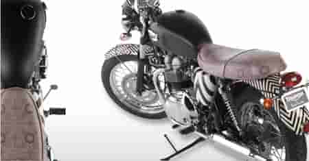 2006 Triumph Bonneville T100 Slogan-Paisley