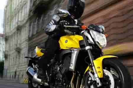 2006 Yamaha FZ1 Naked