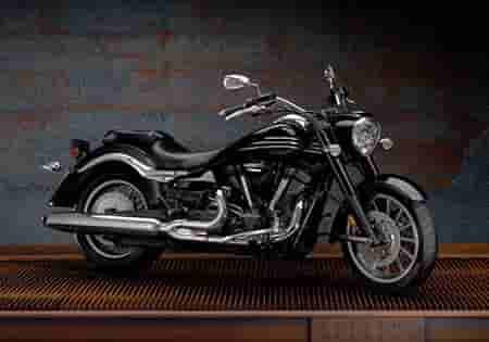 2006 Yamaha Roadliner Midnight
