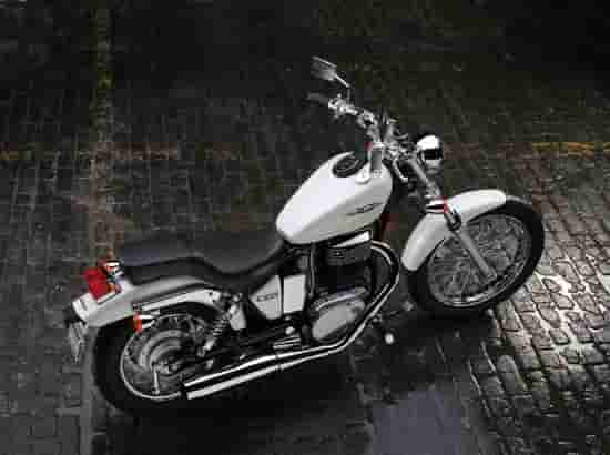 2007 Suzuki Boulevard S40