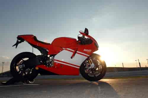 2008 Ducati Desmosedici RR 