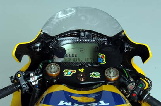 2002 Yamaha YZR-M1