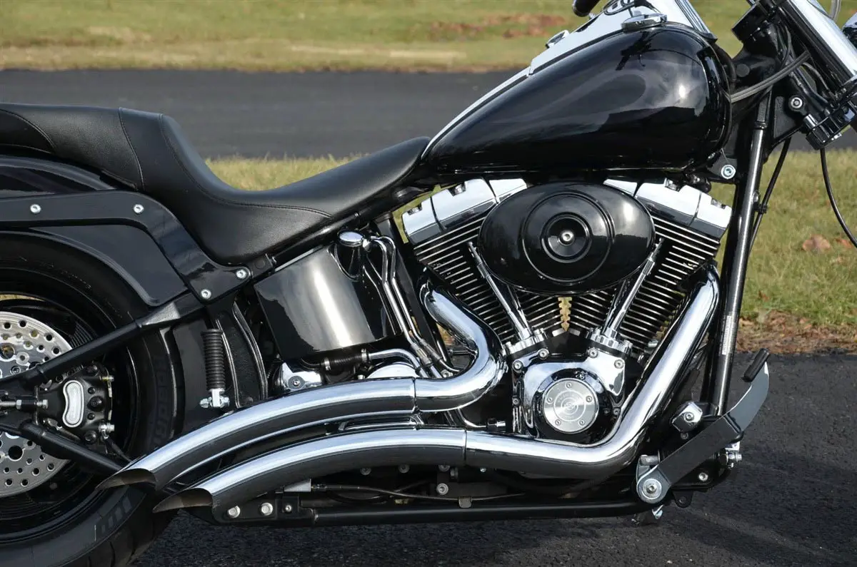 Total Motorcycle Bikers Dictionary S motorcycle Straight Pipes