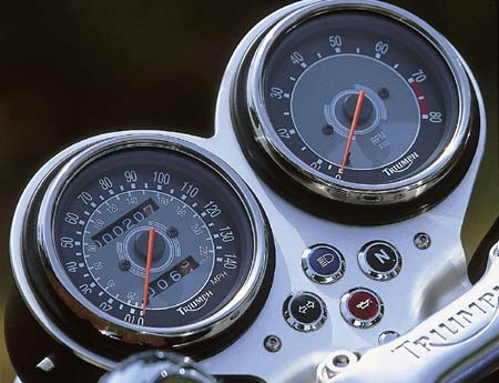 2003 Triumph Bonneville T100