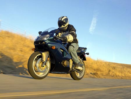 2005 Kawasaki ZZR600