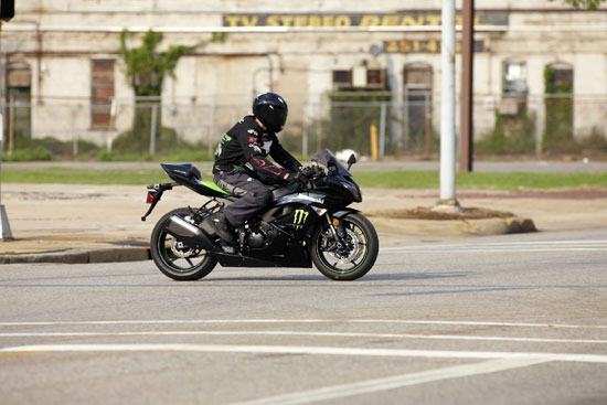 2009 Kawasaki Ninja ZX-6R Monster Energy