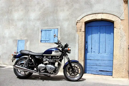 2009 Triumph Bonneville SE 