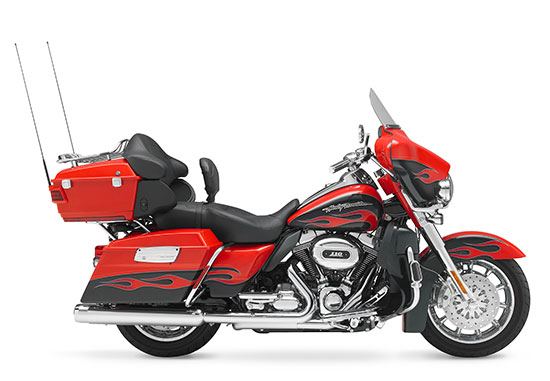 2010 Harley-Davidson CVO Ultra Classic Electric Glide FLHTCUSE5