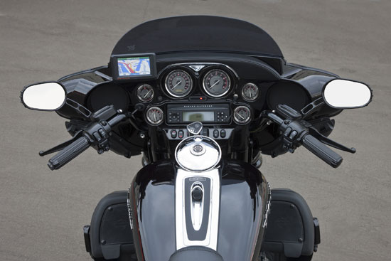 2010 Harley-Davidson CVO Ultra Classic Electric Glide Dark Side Limited Edition