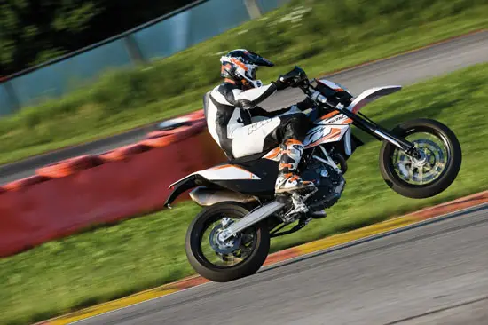 2010 KTM 690 SMC