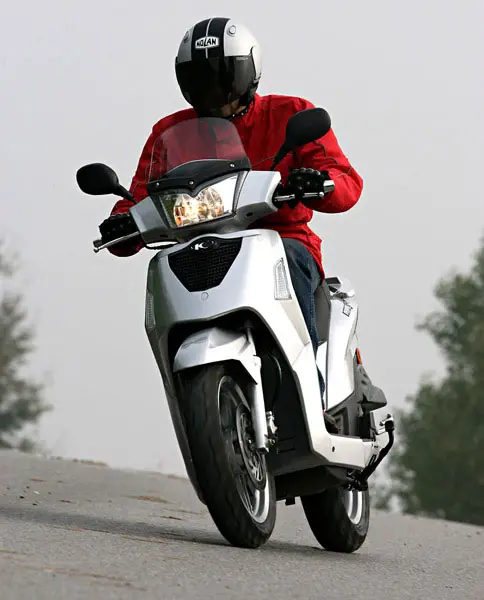 2010 Kymco People S 200