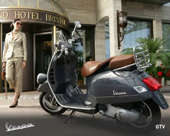 2010 Vespa GTV 300