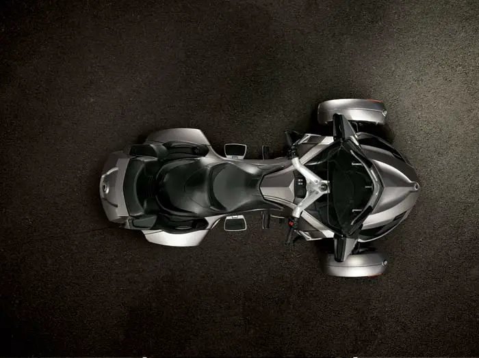 2012 Can-Am Spyder RT Audio and Convenience