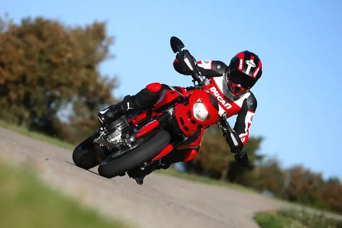 2012 Ducati Hypermotard 1100 EVO Review