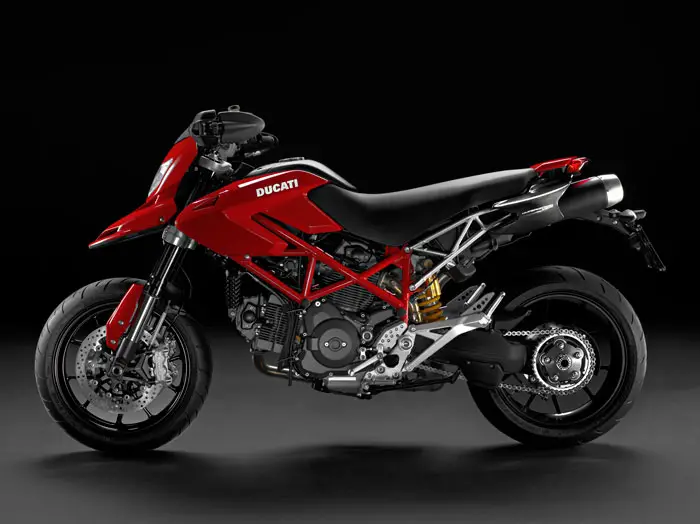 2012 Ducati Hypermotard 1100 EVO Review