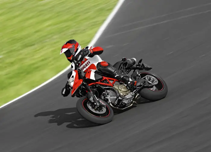 2012 Ducati Hypermotard 1100 EVO SP Review