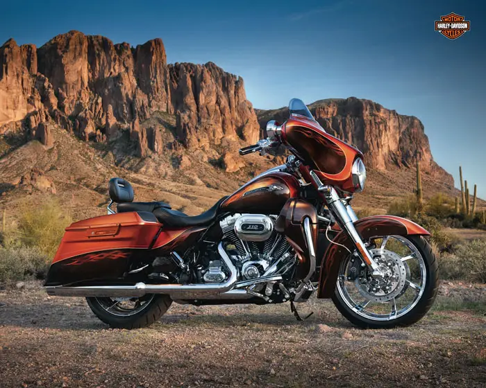 2012 Harley-Davidson FLHXSE3 CVO Street Glide 