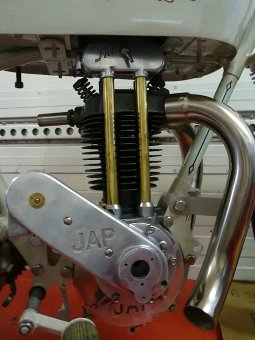 2012 Phantom Hotspur 