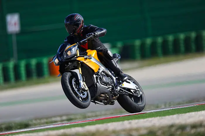 2013 Aprilia Tuono V4 R APRC