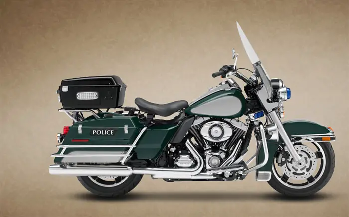 2013 Harley-Davidson FLHP Road King Police 
