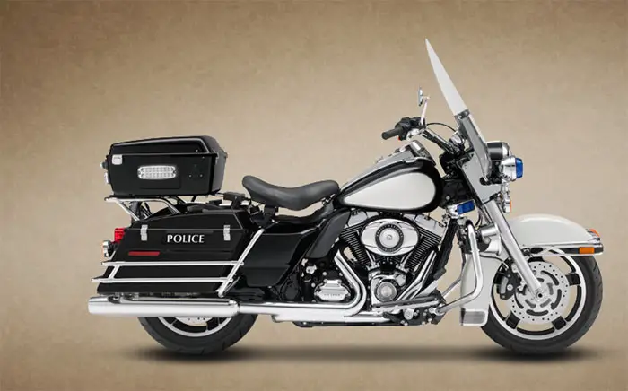 2013 Harley-Davidson FLHP Road King Police 