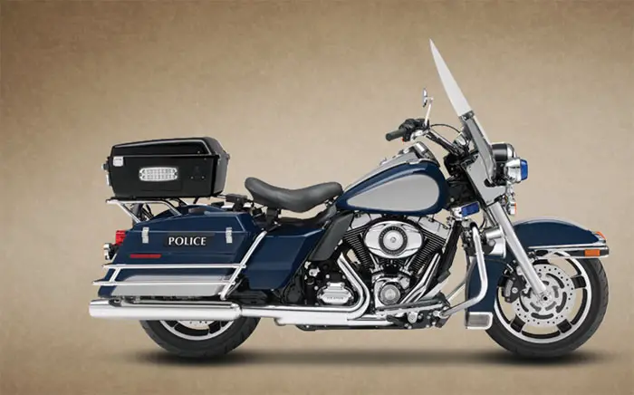 2013 Harley-Davidson FLHP Road King Police 