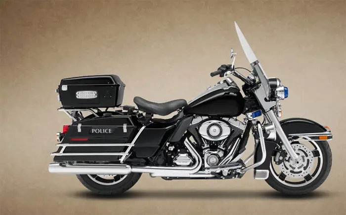 2013 Harley-Davidson FLHP Road King Police 