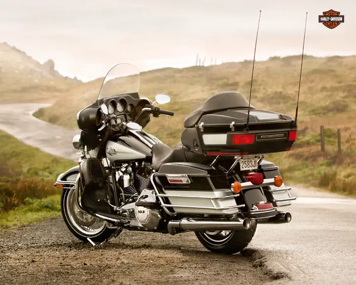 2013 Harley-Davidson FLHTCU Ultra Classic Electra Glide 