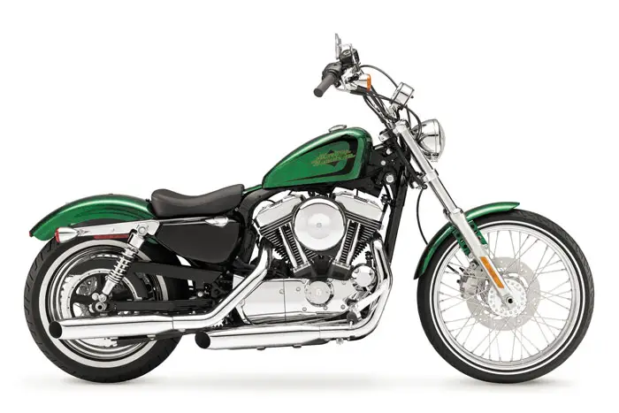 2013 Harley-Davidson XL1200V Seventy-Two