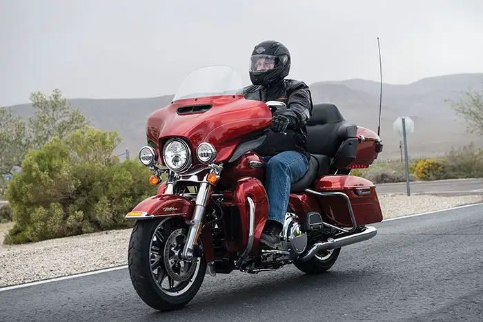 2014 Harley-Davidson FLHTCU Ultra Classic Electra Glide 