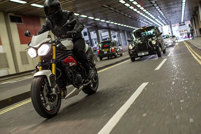2014 Triumph Speed Triple R ABS 