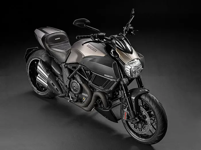 2015 Ducati Diavel Titanium