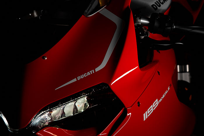 2015 Ducati Superbike 1199 Panigale R