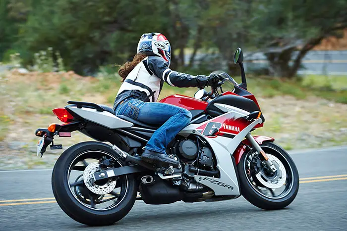 2015 Yamaha FZ6R 