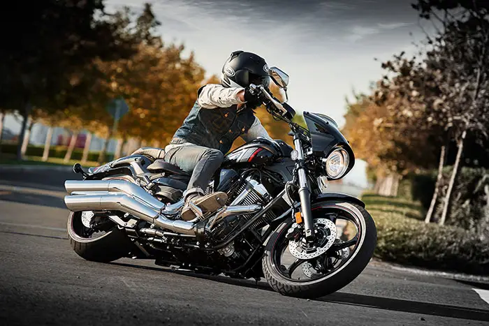 2015 Yamaha Raider Bullet Cowl