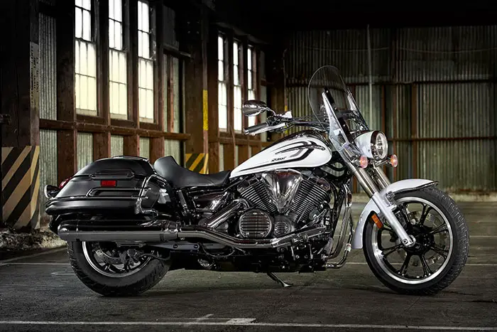 2015 Yamaha V-Star 950 Tourer
