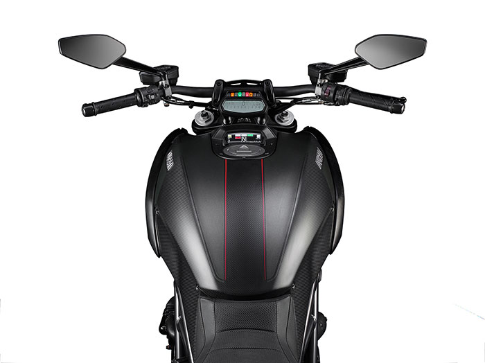 2016 Ducati Diavel Carbon