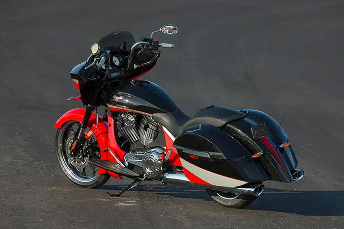 2016 Victory Magnum
