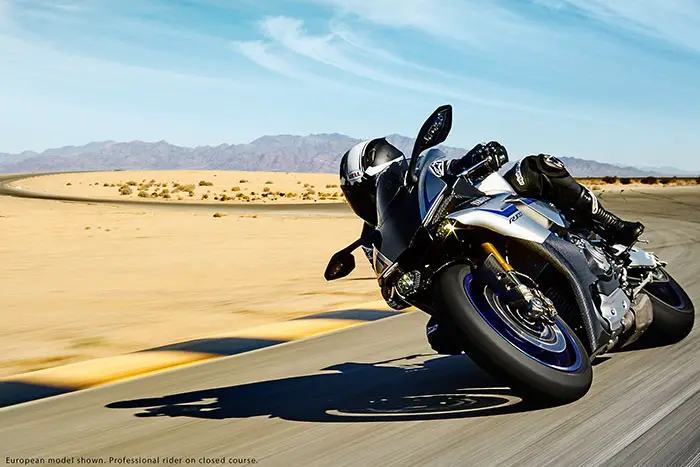 2016 Yamaha YZF-R1M