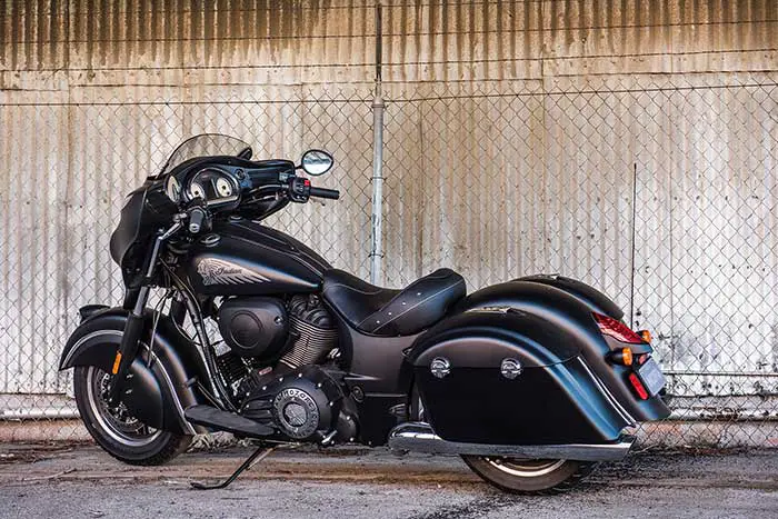 2017 Indian Chieftain Dark Horse