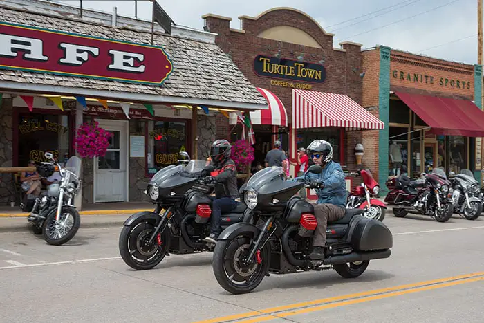 2017 Moto Guzzi MGX-21 Flying Fortress