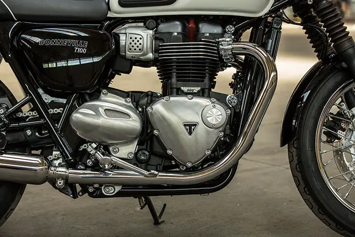 2017 Triumph Bonneville T100