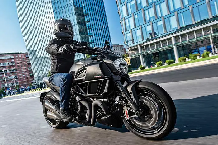 2017 Ducati Diavel Carbon