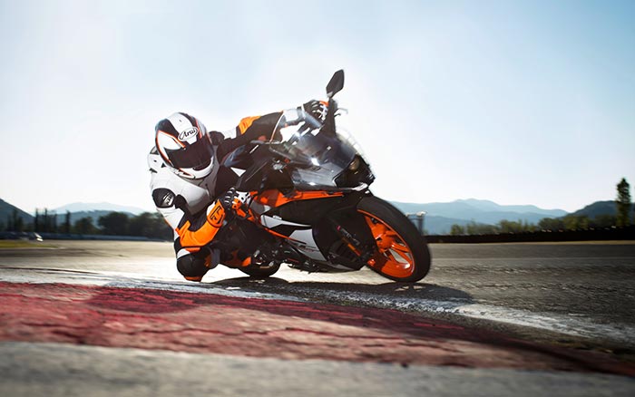 2017 KTM RC390