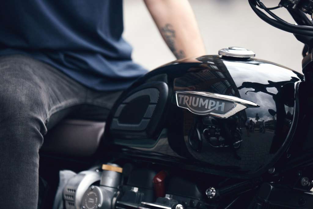 2018 Triumph Bonneville T120 Black