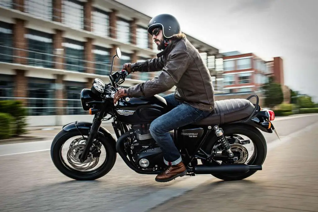 2018 Triumph Bonneville T120 Black