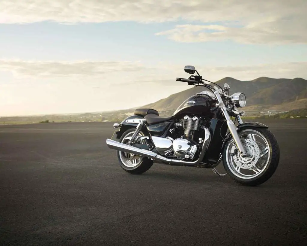 2018 Triumph Thunderbird