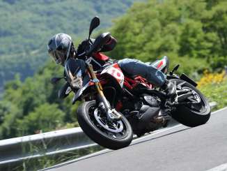 2018 Aprilia Dorsoduro 900