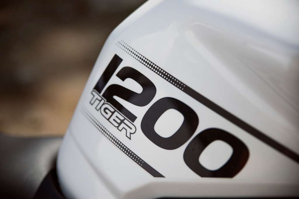 2018-Triumph-Tiger-1200XRx1