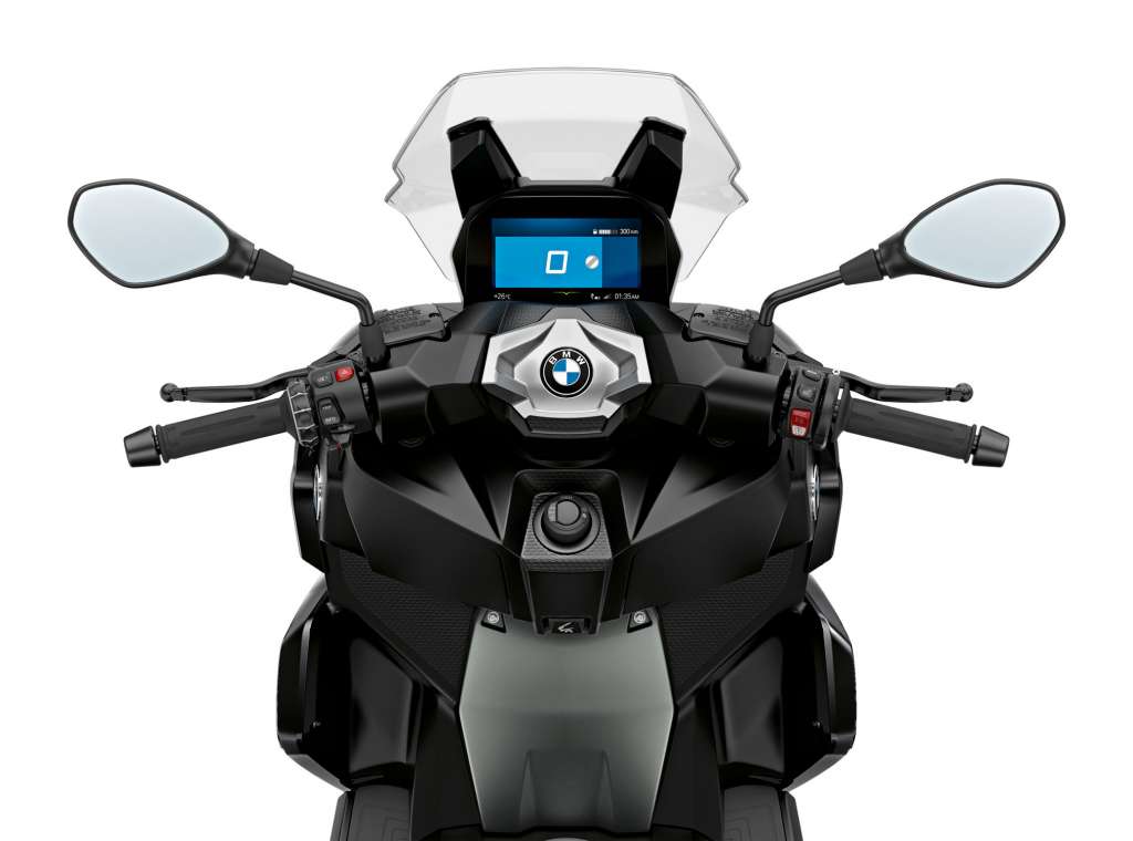 2019 BMW C400X